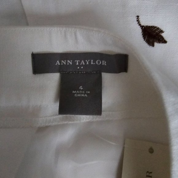 Ann Taylor Women's White/Black Floral Embroidered Pleated A-Line Skirt Size 4 - Picture 7 of 11